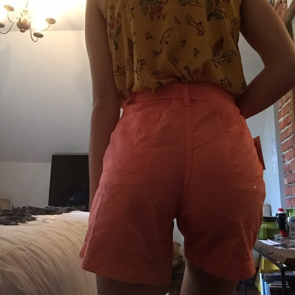 High waisted Calvin Klein shorts - Picture 3 of 4